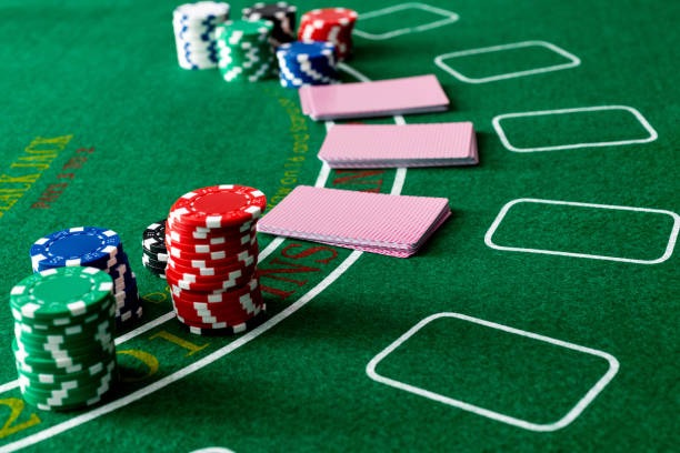 Tampilan permainan dan dealer Bandar Poker
